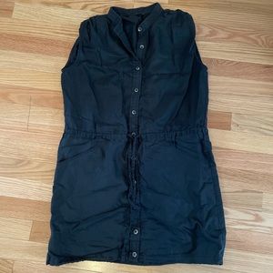 2010 black Uniqlo dress